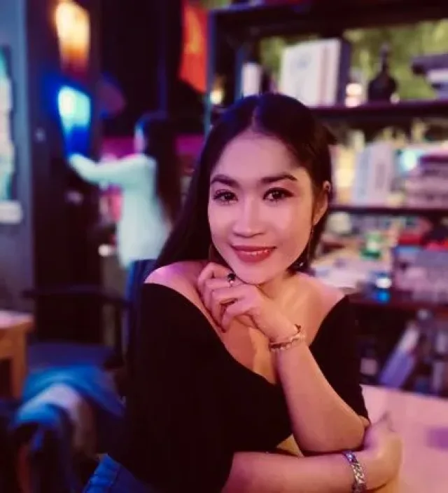 라오스 쉬멜 앤걸 실사 프로필 두번째 상세 이미지