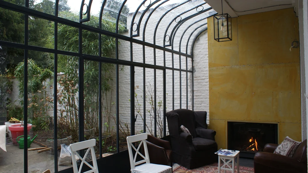Verrière d'atelier acier et verre sur mesure à Bruxelles