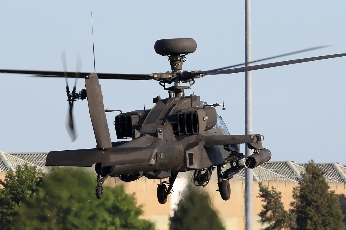 Apache evenings - Aviation Photography - Britmodeller.com