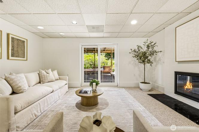 Architectural beam living room