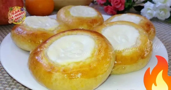 Постер Сдобные ватрушки с творогом