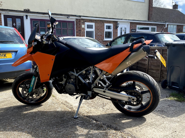 ktm2.jpg