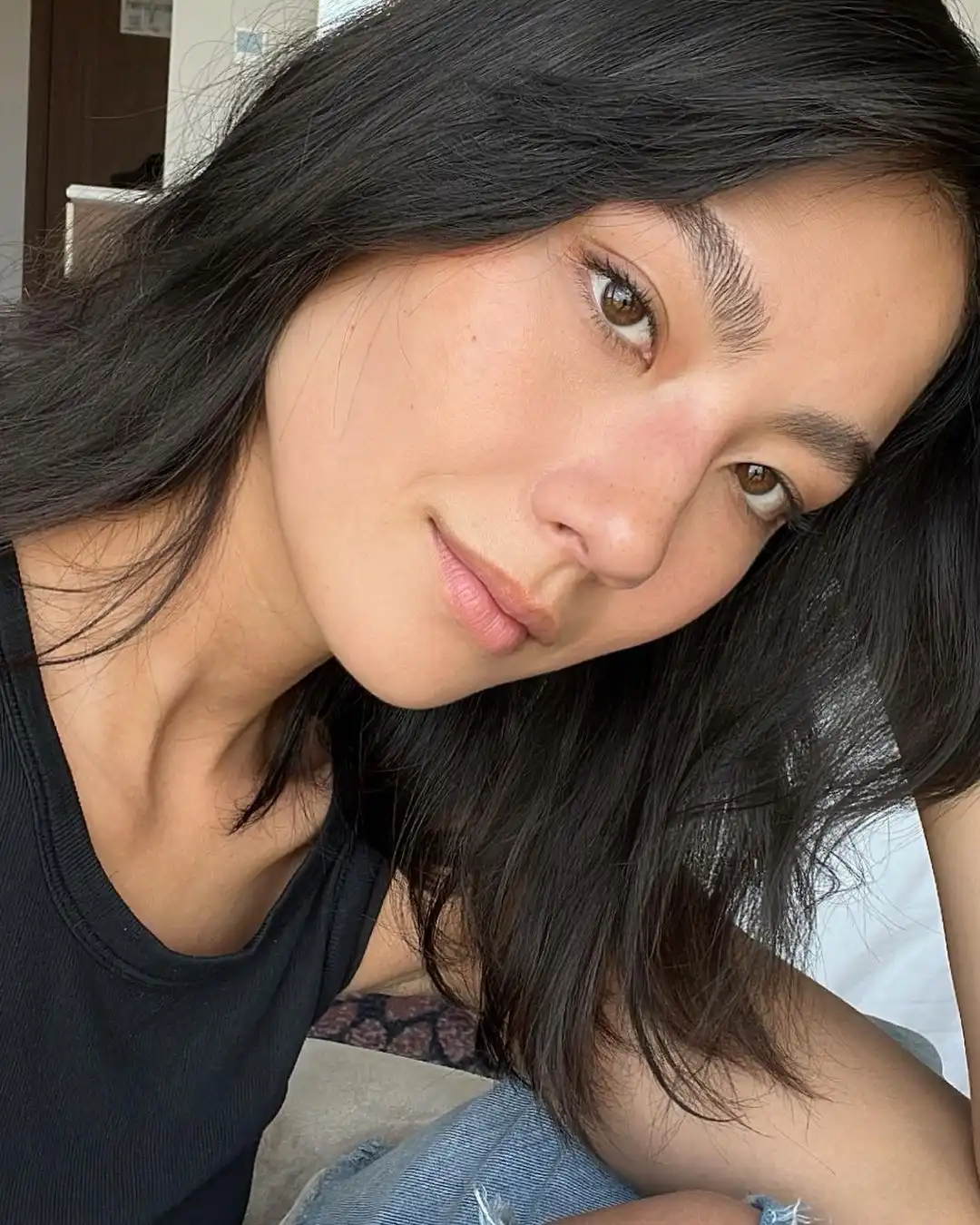 Adeline Rudolph Wallpapers Insta Fit Bio (8)