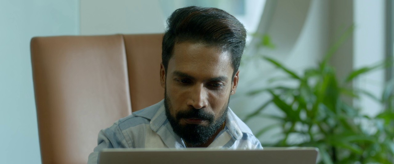 916 Kunjuttan (2025) AMZN WEB-DL Malayalam 1080p HEVC DDP 5.1 ESub CineVood.mkv.0000.jpg