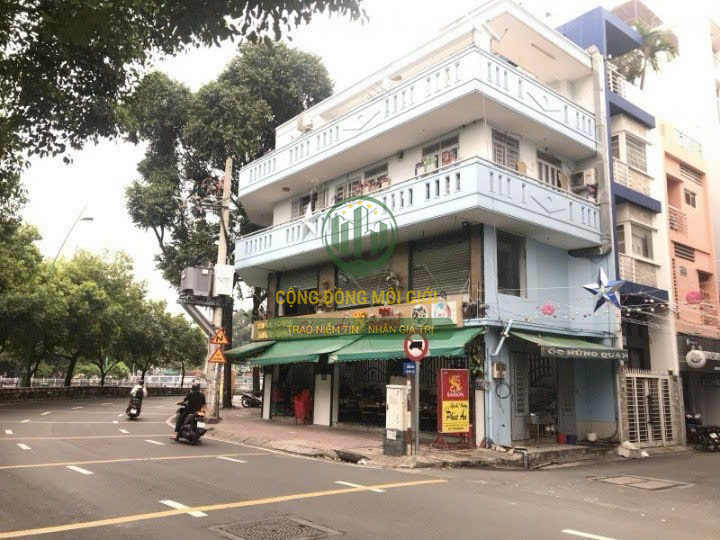 Bán nhà mặt tiền Trường Sa, Phú Nhuận