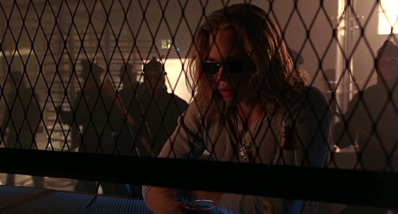 Barb Wire Screenshot