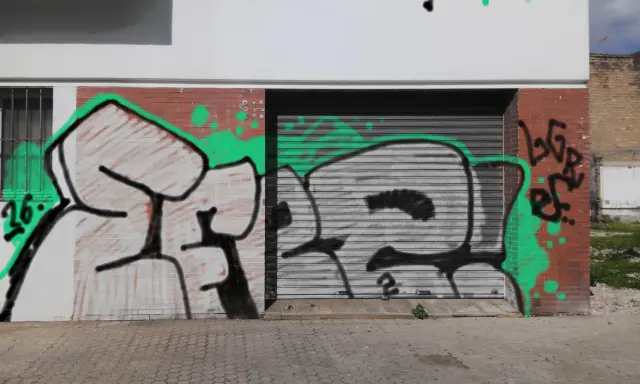 Graffiti artwork by Rickertos