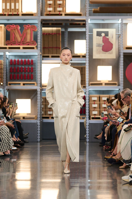 LOOK 56.jpg