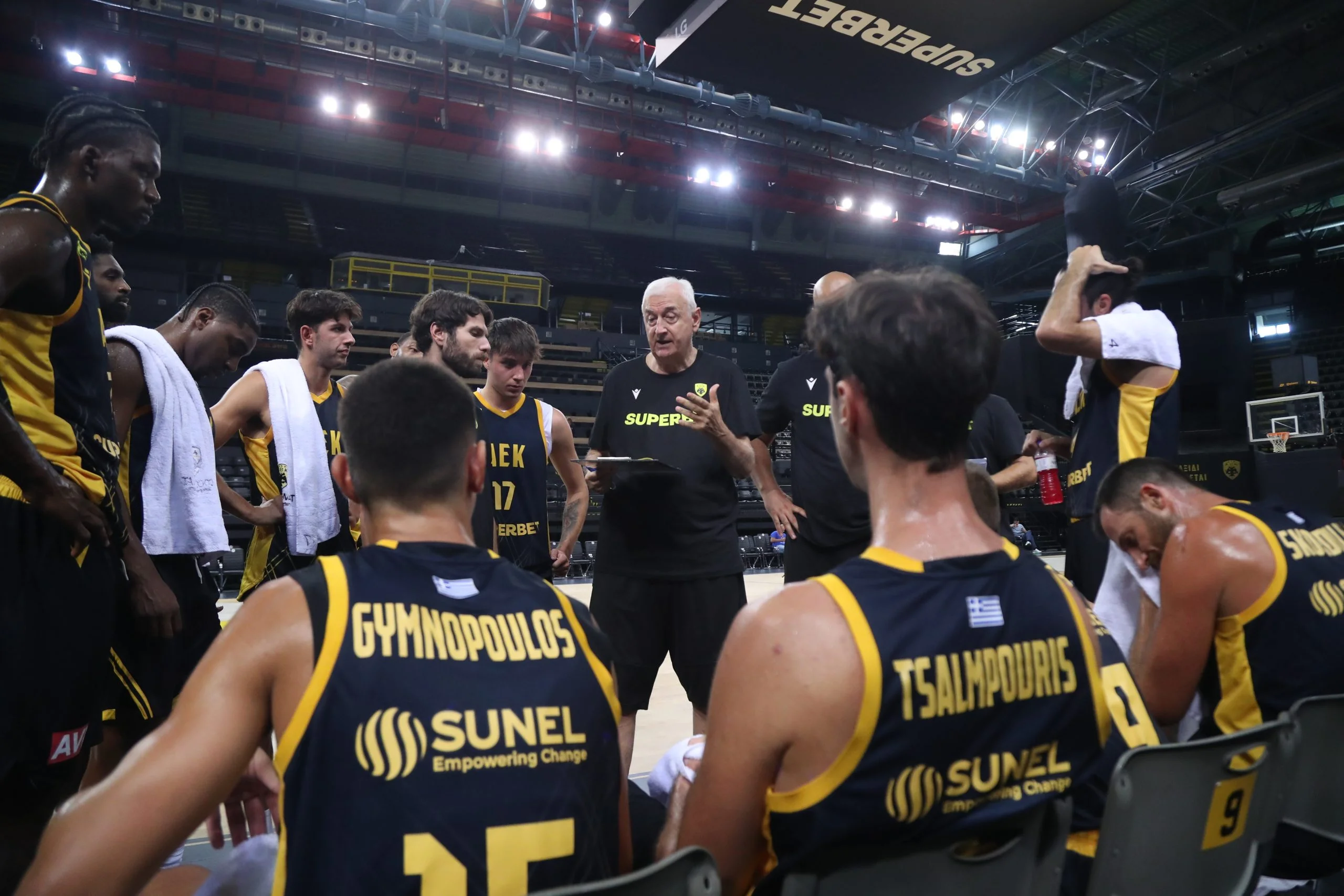 Πρεμιέρα με νίκη (101-75) για την ΑΕΚ, ξεμούδιασμα με ελλείψεις κόντρα στα Μέγαρα