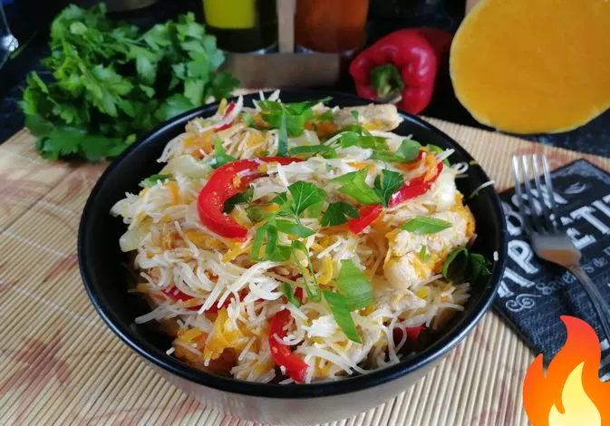 Фото Фунчоза с мясом, тыквой и сладким перцем