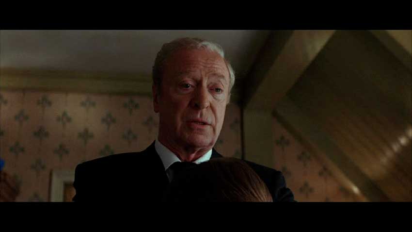 Bat5 6 - Batman Begins [DVD9 Full] [Pal] [Esp/Ing] [5.1] [Sub:Esp/Ing/Por] [2005] [Acción] [VS]