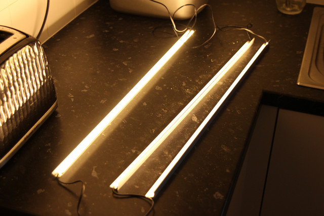Bookshelf Lights (07)
