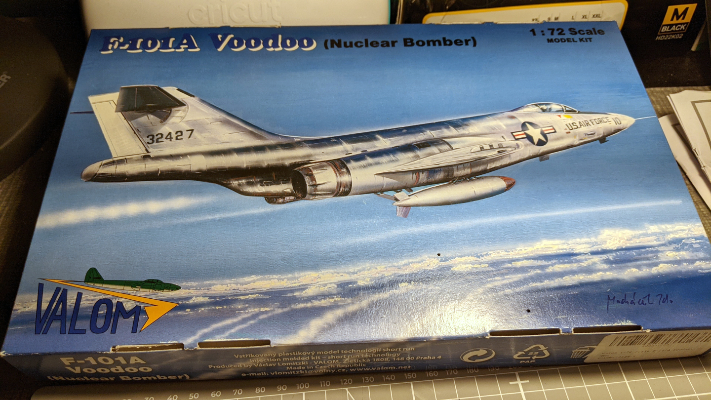 1/72 Valom F-101A Voodoo lofting a Mk.7 nuclear bomb *Completed