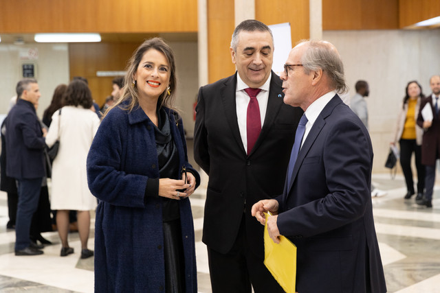 403A7406.jpg