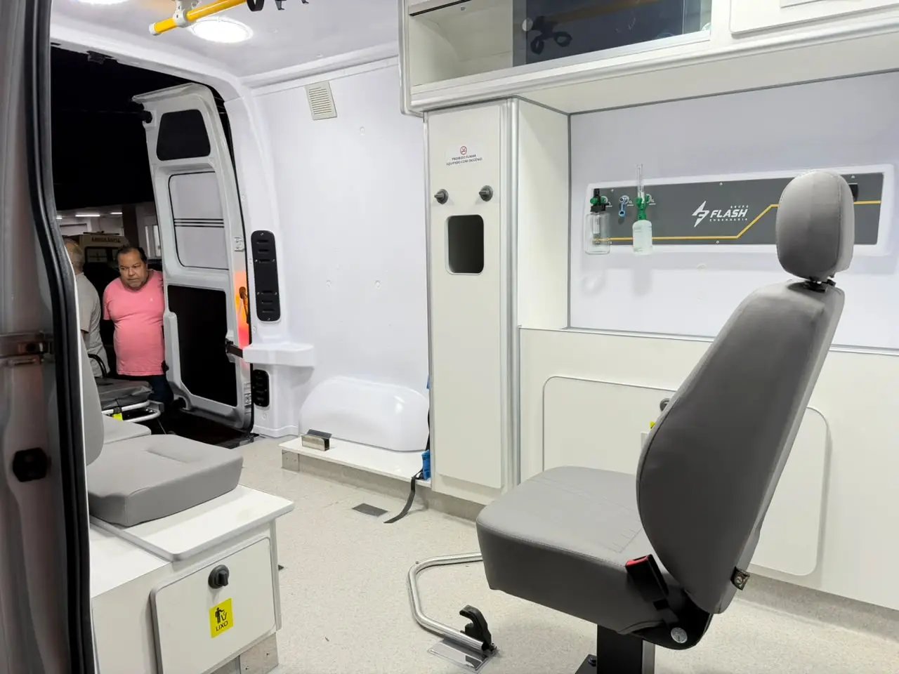 Prefeita Eliana Rorato Conquista 8ª Ambulância Para Ribeirão Do Sul2