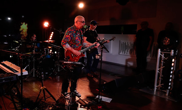 концерты москва воскресенье. концерты москва воскресенье. воскресение группа 1979 концерт. концерт группы воскресенье. концерты москва воскресенье.