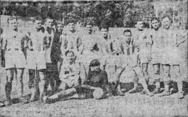 1933