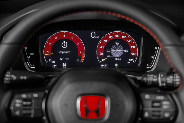 2023-Honda-Civic-Type-R-34
