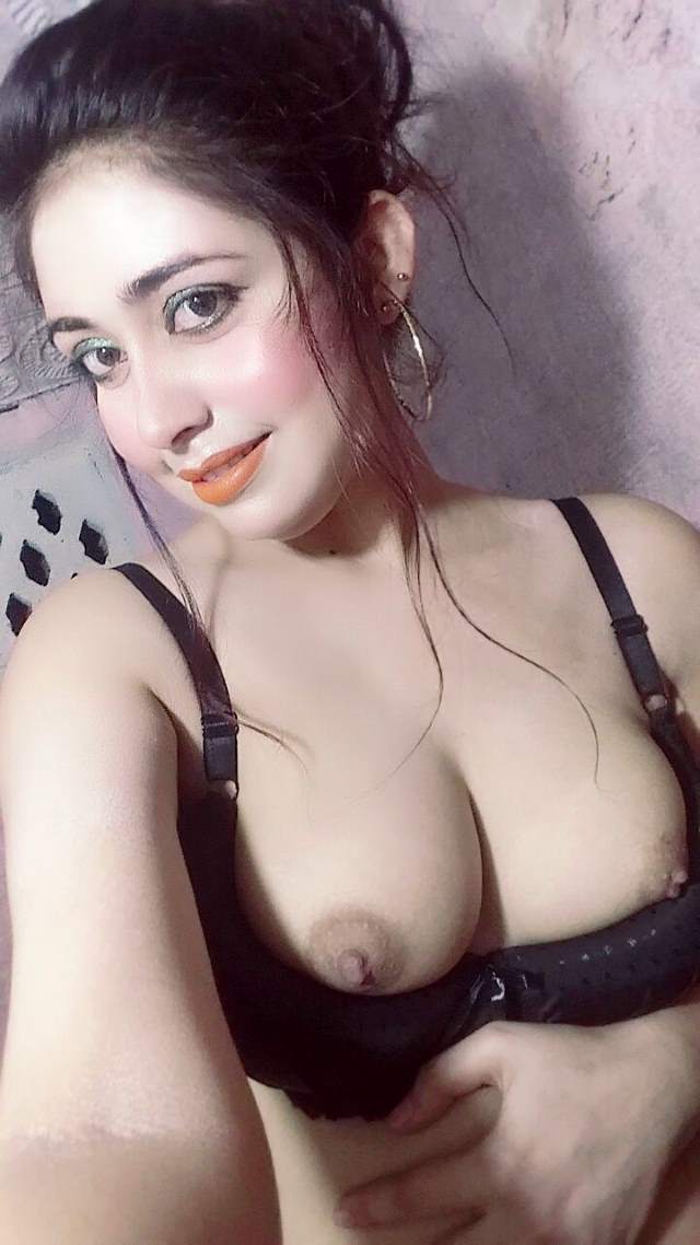 [Image: hot-boobs-wali-punjaban-sexy-nipple.jpg]