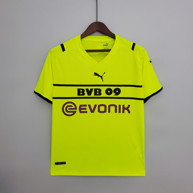 Dortmund-away.jpg