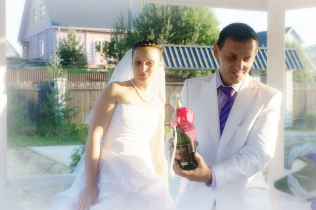 https://i.ibb.co/kPFPdgb/VAYol.jpg
