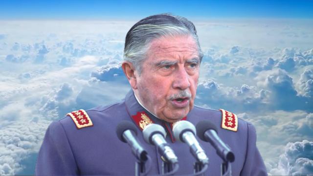 pinochet-cielo-microfonos.png