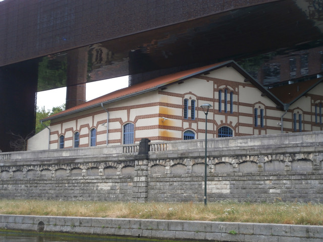 OLYMPUS-DIGITAL-CAMERA.jpg