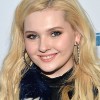 abigail-breslin-1.jpg