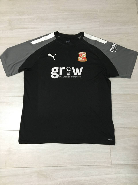 swindon-train-black.jpg