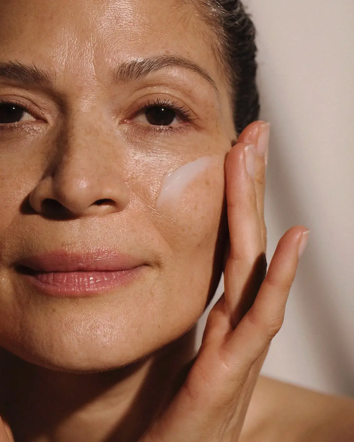 Japanese Sunscreens Redefine Skin Protection