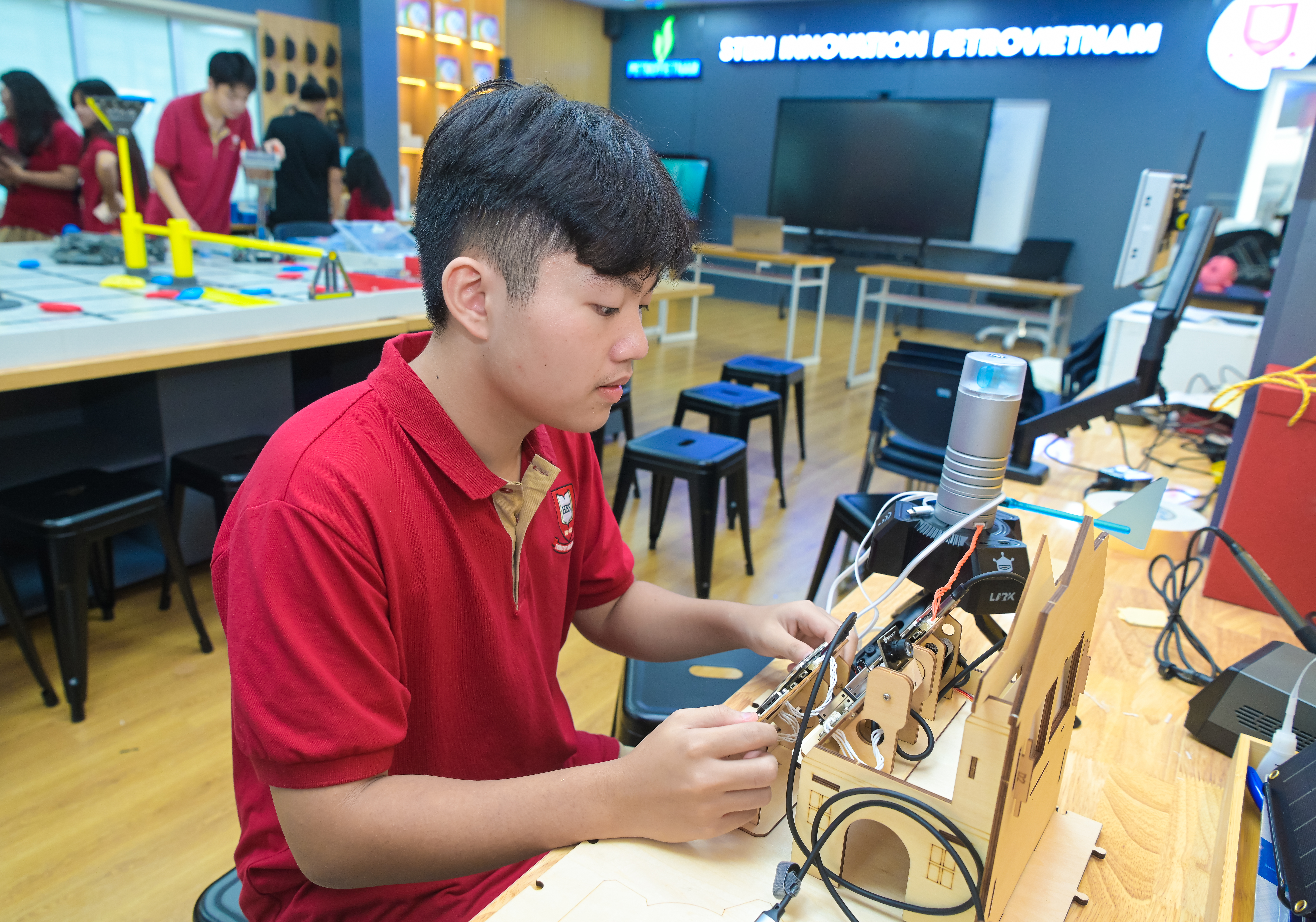 Lễ khánh thành phòng STEM HES 26