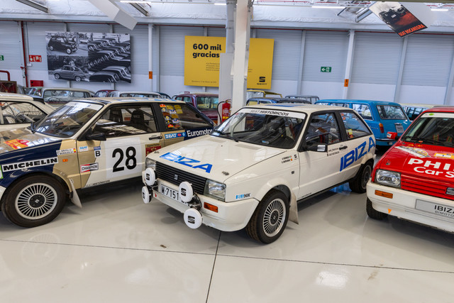 SEAT HISTORICOS 072