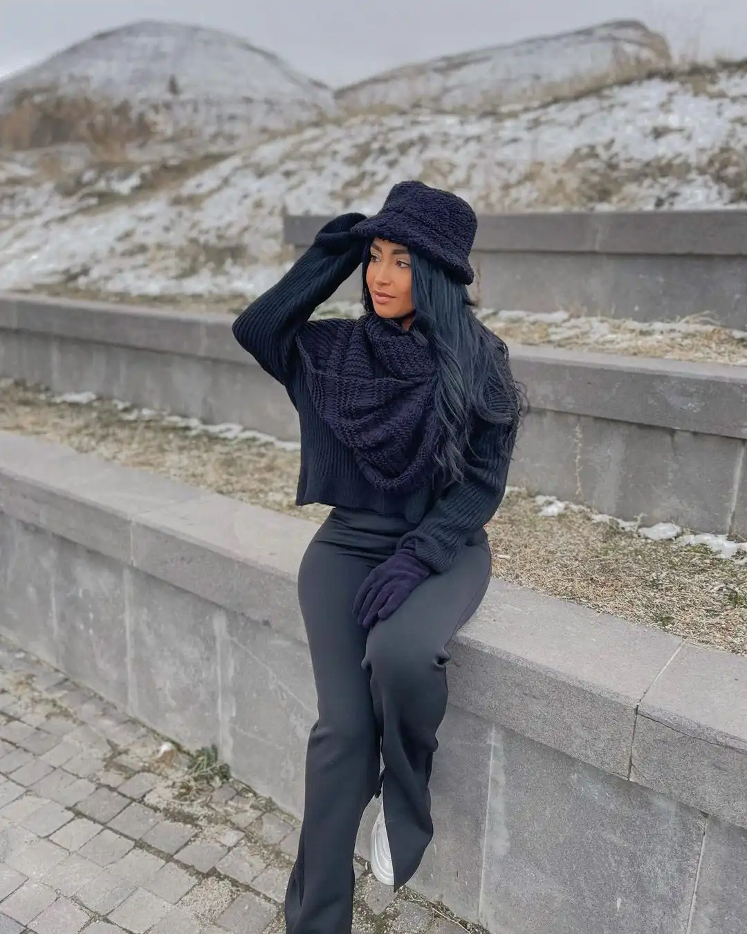 Alejandra Velasquez Wallpapers Insta Fit Bio (11)