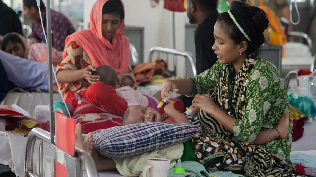 Epidemia mortală din Bangladesh: peste 500 de copii decedați