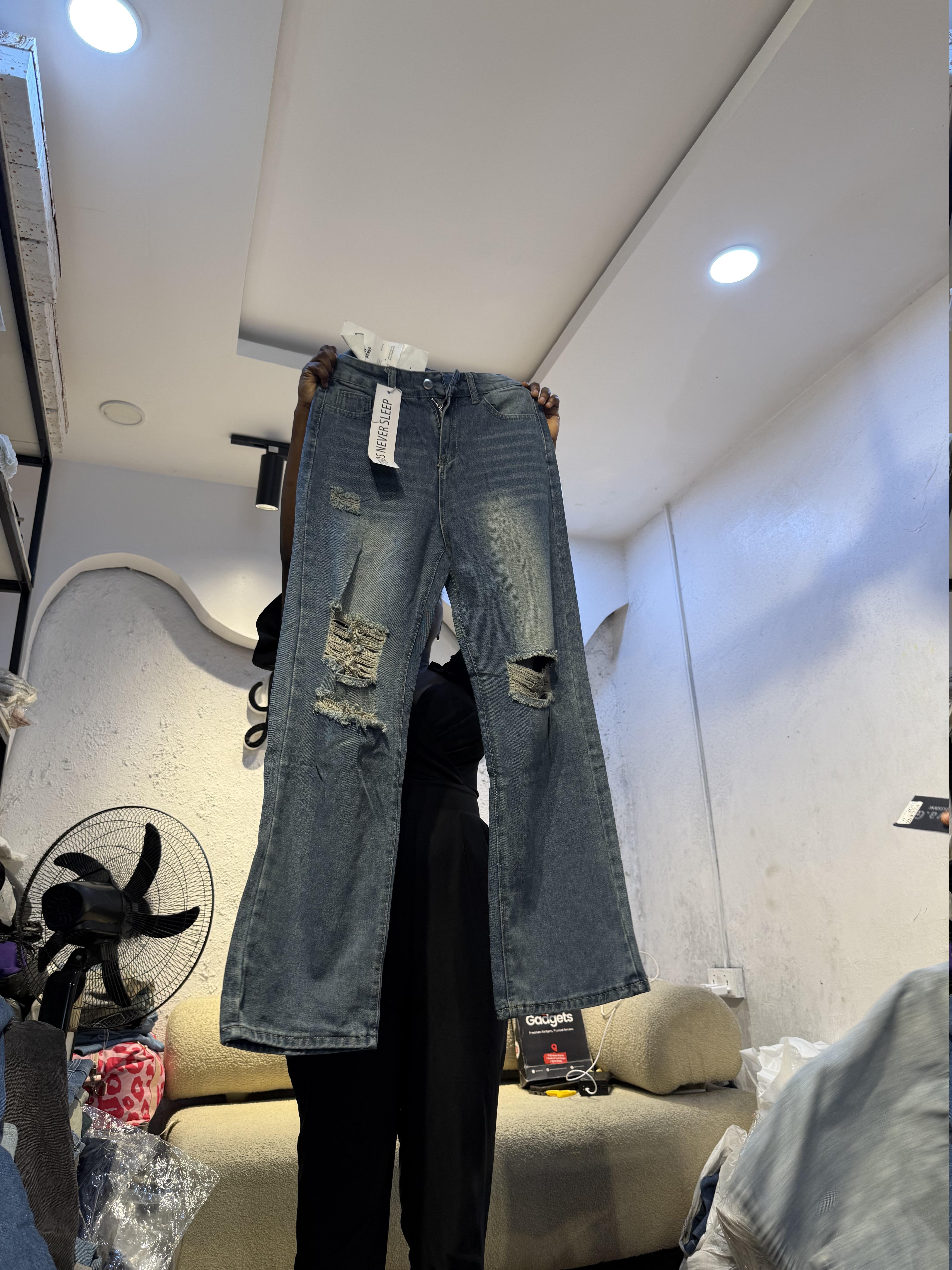 Waist 28