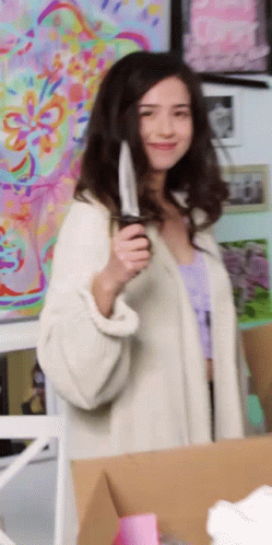 pokimane-stab.gif