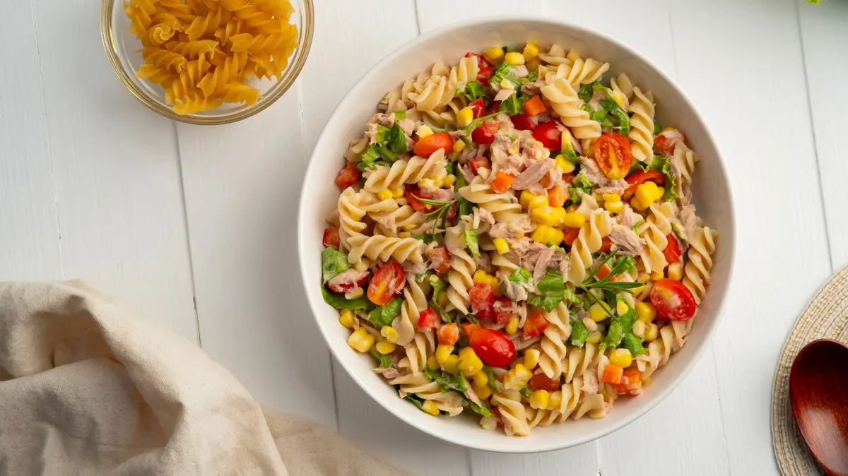 The Secret to Creamy Pasta Salad Without Mayonnaise