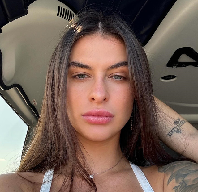 Barbara-Labres-Wallpapers-Insta-Fit-Bio-2.jpg