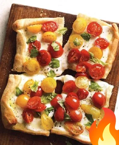 Постер Пицца с помидорами и сыром