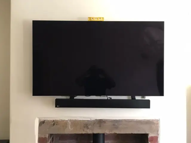 mounting-a-tv-on-a-chimney-breast-heat-deflection-shields-and-internal-cabling featured image