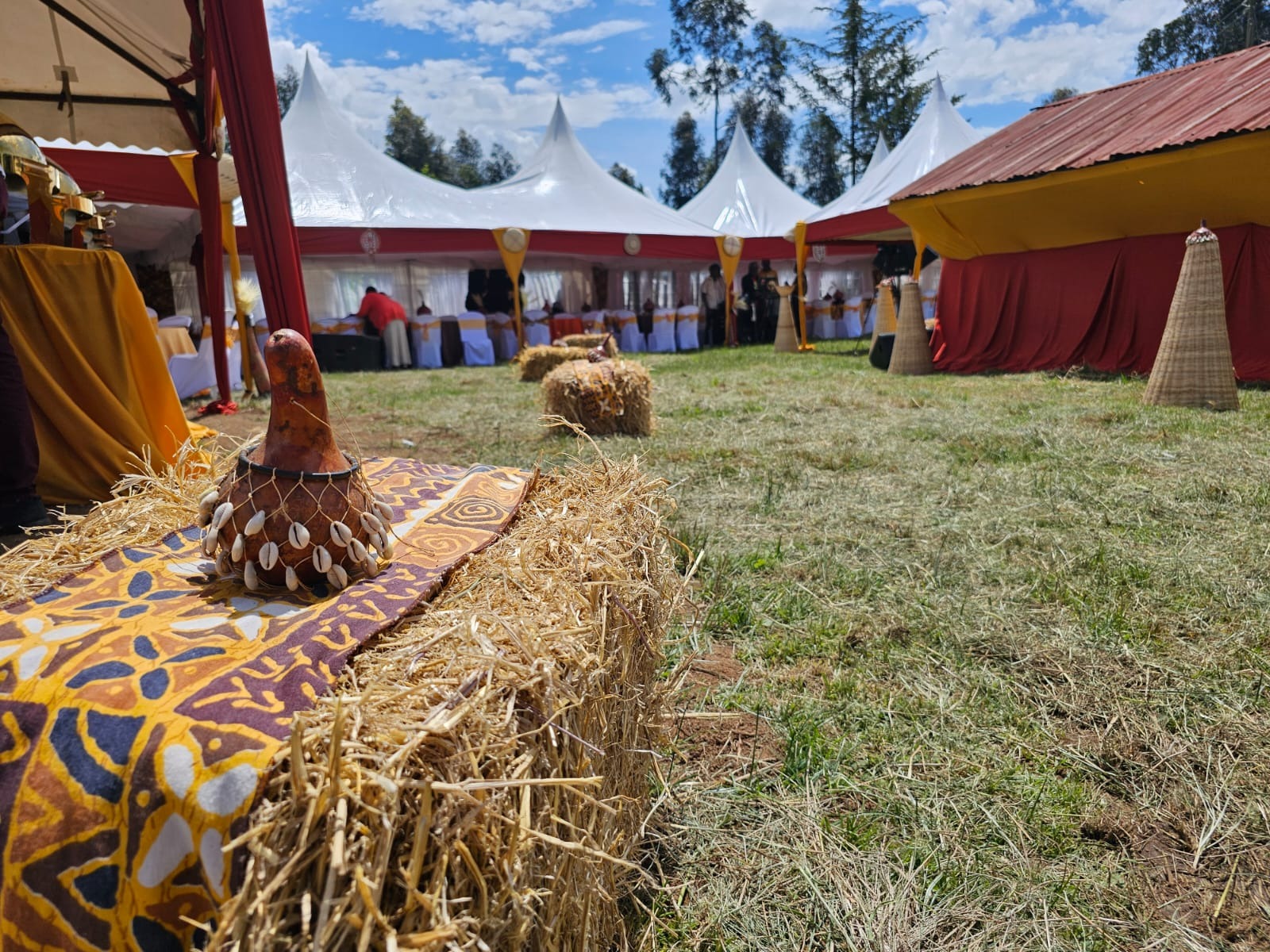Tents & Decor