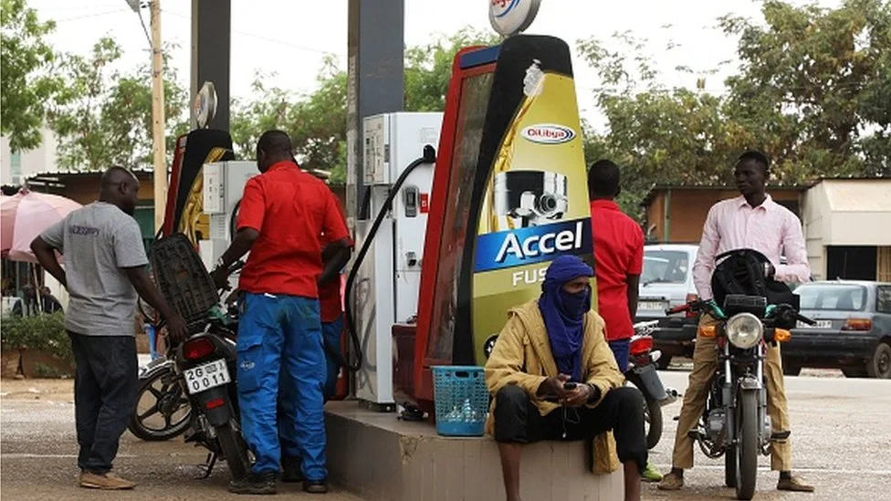 Illustration - Niger : l'essence baisse, mais la guerre contre la fraude pétrolière commence