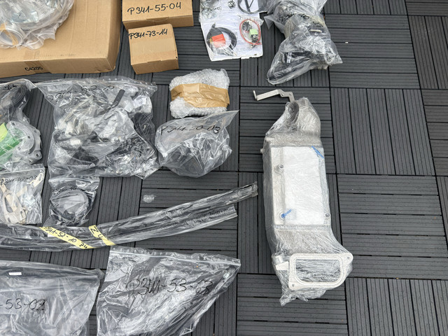 Components04.jpg