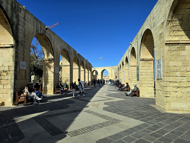 161.jpg
