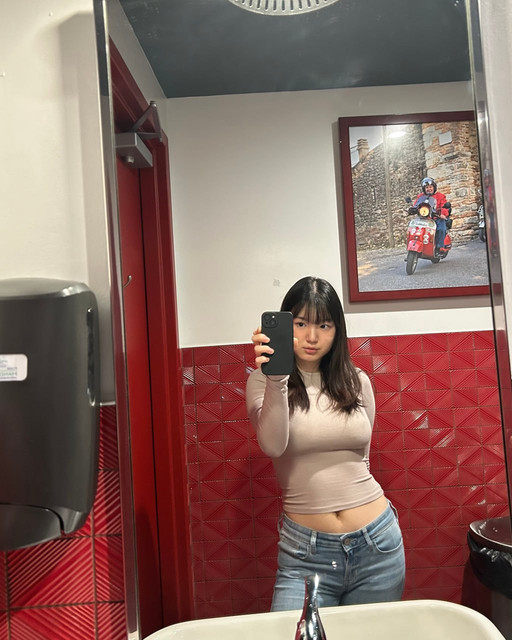 06