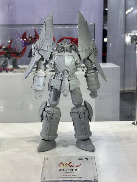 XT010