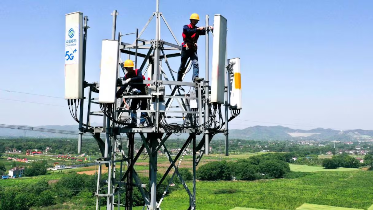 Illustration - Les États-Unis déploient une infrastructure massive de télécoms au Nigeria et en Afrique de l'Ouest, Washington répond à Huawei avec des antennes