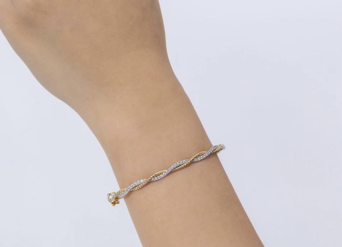 0.53ct Diamond Twisted Bangle