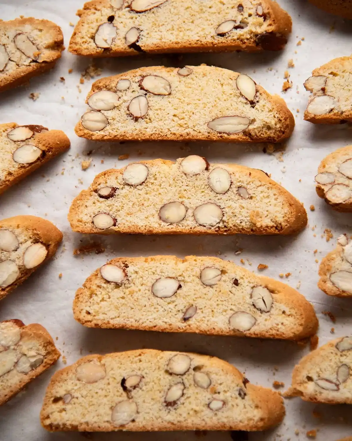 Crisp Italian Almond Biscuits