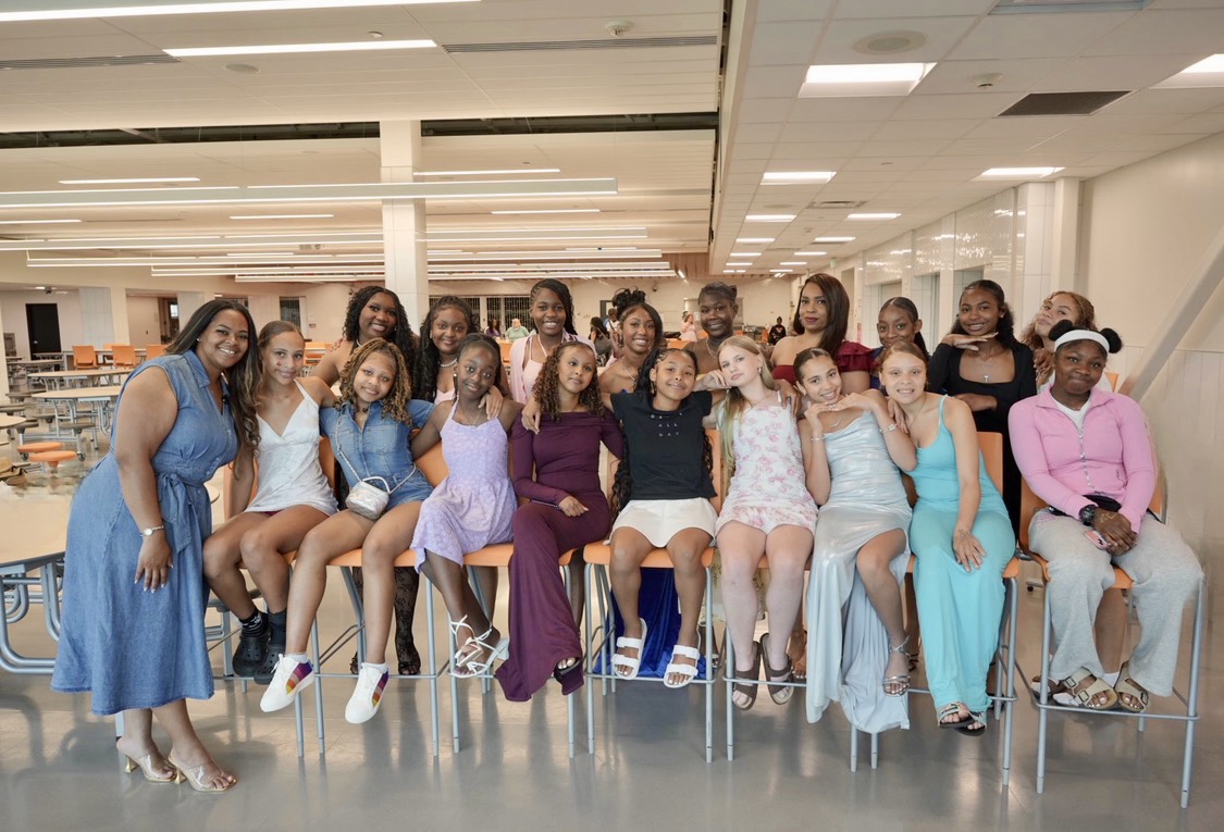 Sarah Naava mentoring youth